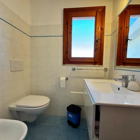 וילה Sa Nuche Sea View In סאן תאודורו